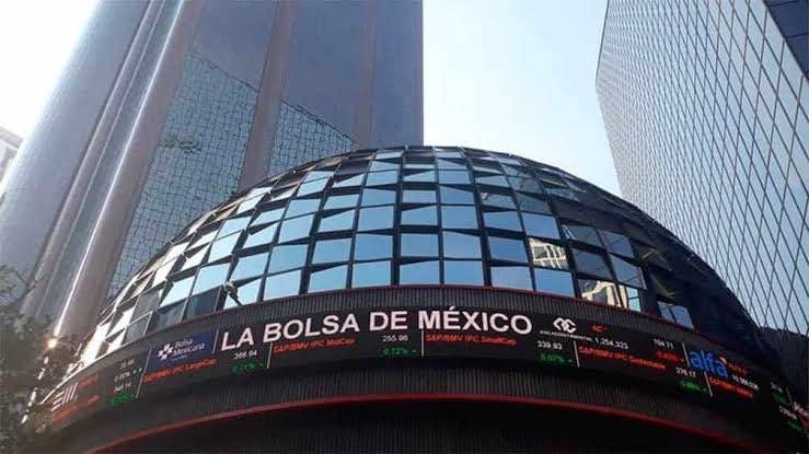 PIB cae un 8,5% en 2020