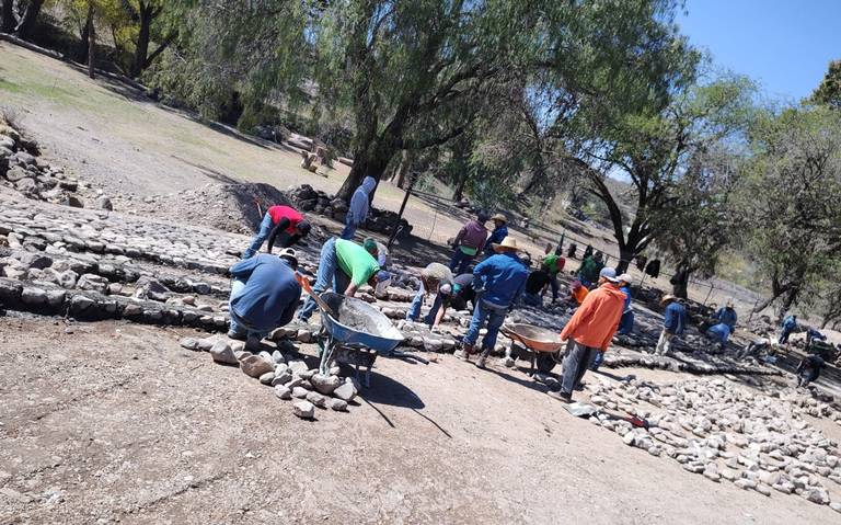 A punto de culminar rehabilitación de calle en Cerro Gordo