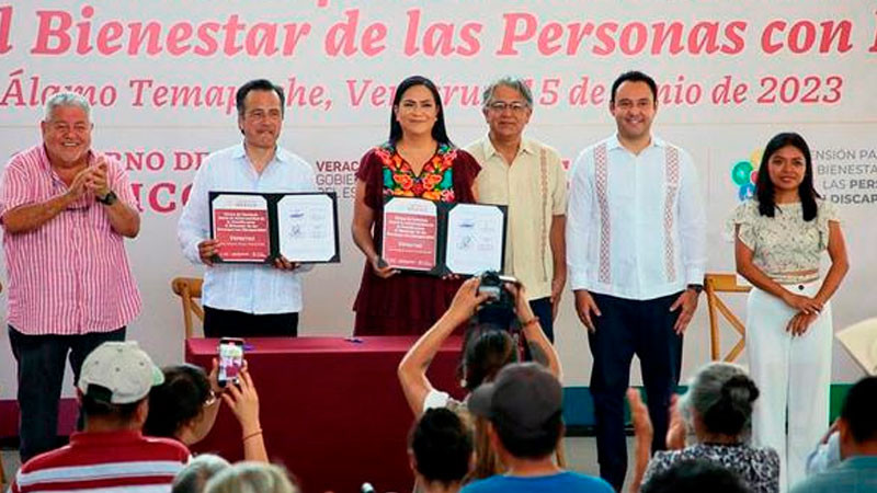 Bienestar y gobierno de Veracruz concretan universalidad de pensión para Personas con Discapacidad
