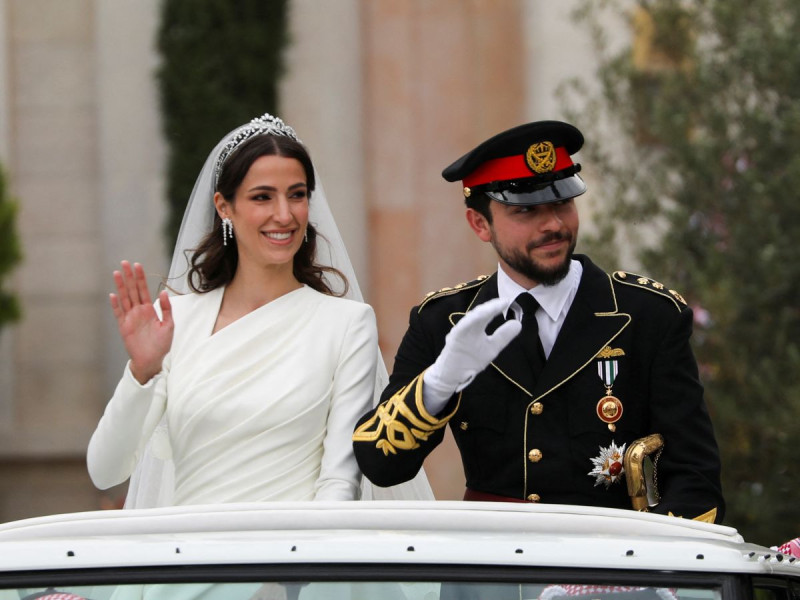 Príncipe Hussein, heredero al trono de Jordania, se casa en fabulosa boda árabe