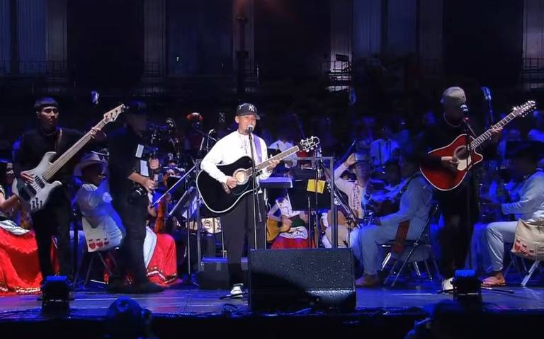 Abuchean a Yahritza y su Esencia en el Zócalo; sólo tocaron una canción
