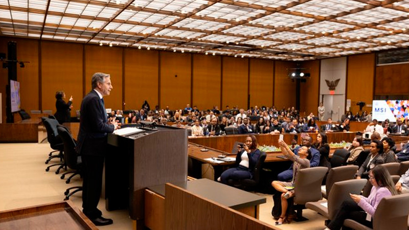 EEUU busca “respuesta diplomática” al ataque de Irán contra Israel, asegura Blinken