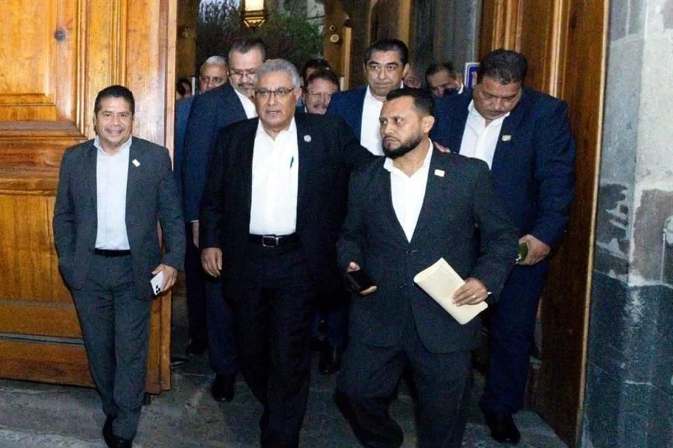 Se reúne SNTE con Sheinbaum en Palacio Nacional