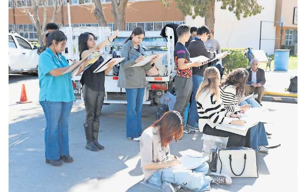 Acepta UACJ a 8 mil 900 alumnos