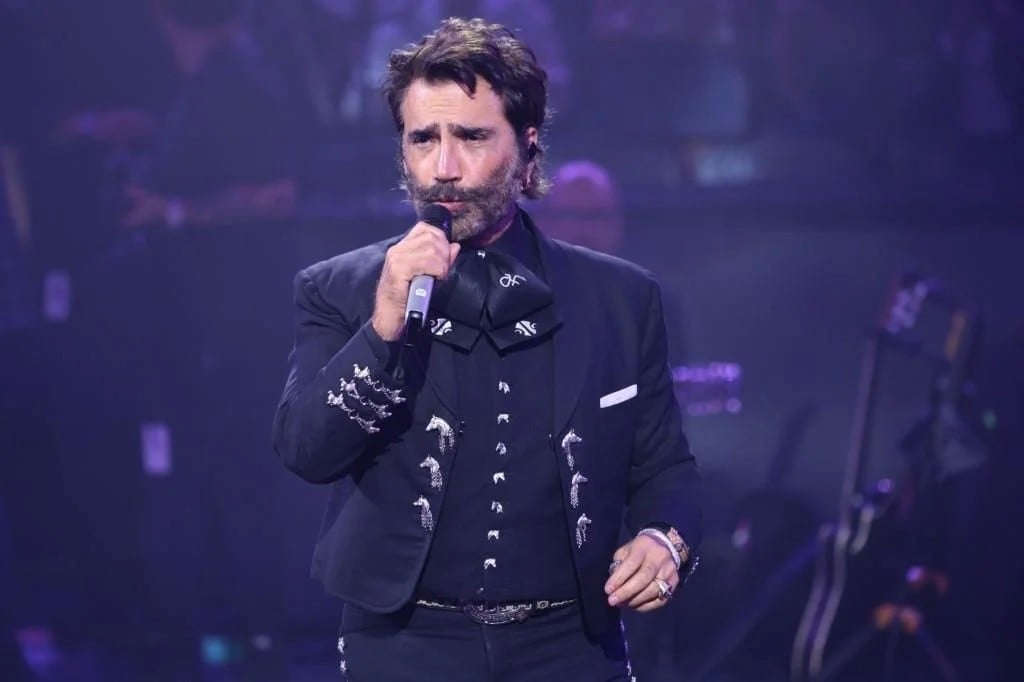 Ayudará Alejandro Fernández a víctimas de inundaciones en Texas