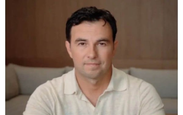 No vuelvo solo, vuelve grito de todo un País.- Checo